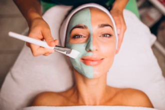 How Custom Facial Treatments in Fresno Are Transforming Modern Skincare Routines
