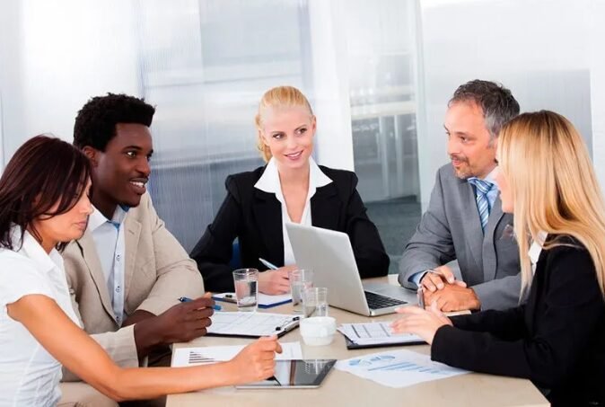Why Online PTE Coaching in Dubai Builds Better Study Habits Than Studying Alone